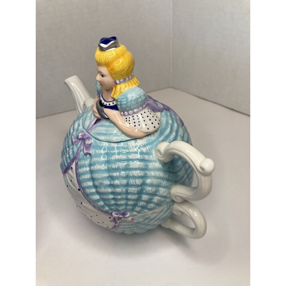 Retired Dept 56 Cinderella Storybook Ceramic Tea Pot And Cup In One 13327 W/Box - Picture 2 of 9